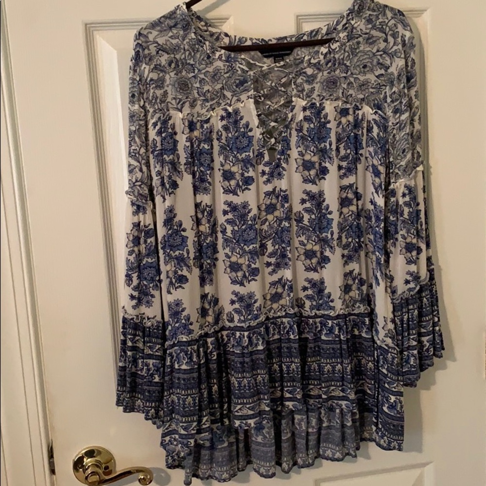 American Eagle Flowy Blouse